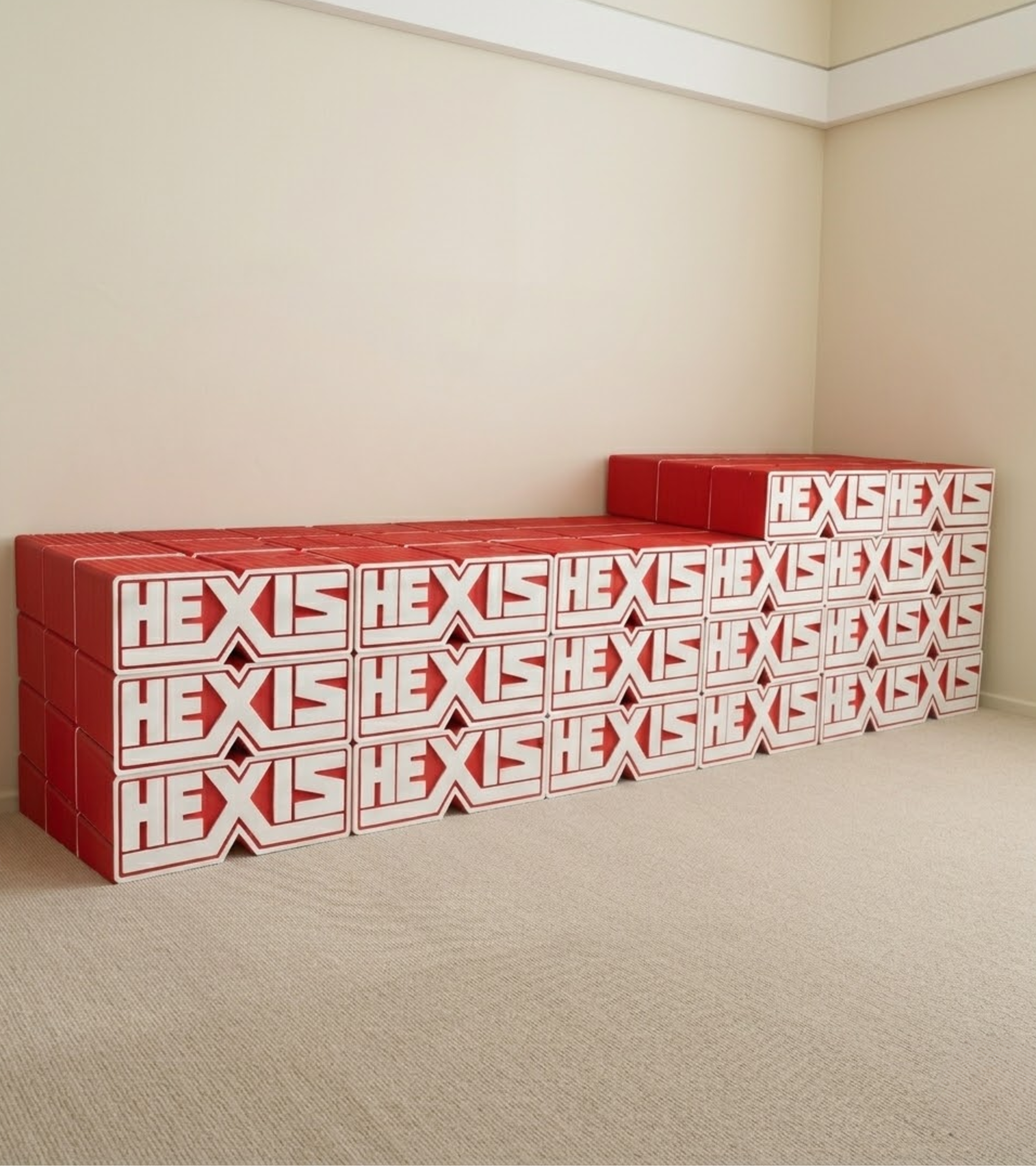 200 porte-stylos fabriqués en FDM pour HEXIS